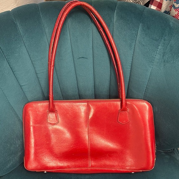 HOBO The Original Elegant Red Leather Handbag - Picture 1 of 11